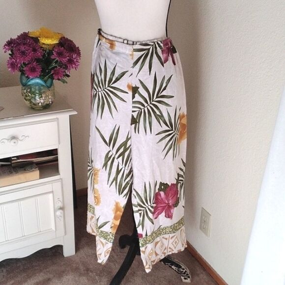 Ku De Ta Two Piece Set - Picture 6 of 11